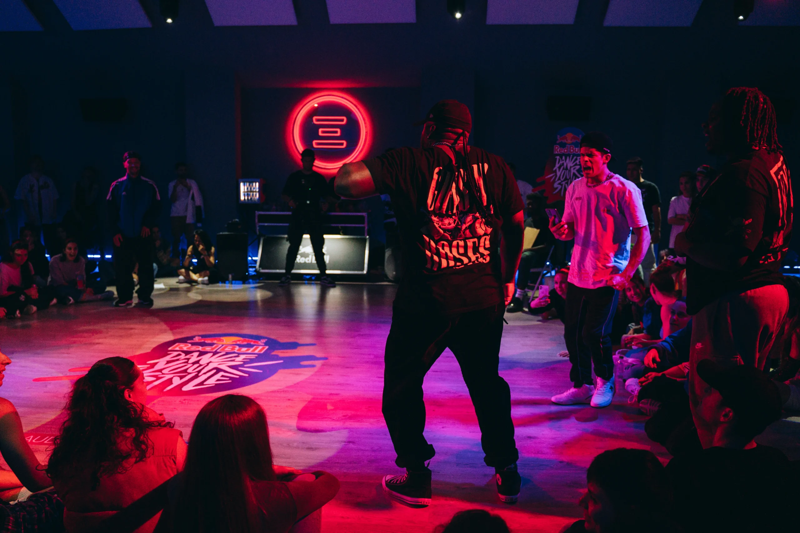 Alquiler de Sala para eventos. Evento de danca urbana de Red Bull, Red Bull Dance Your Style